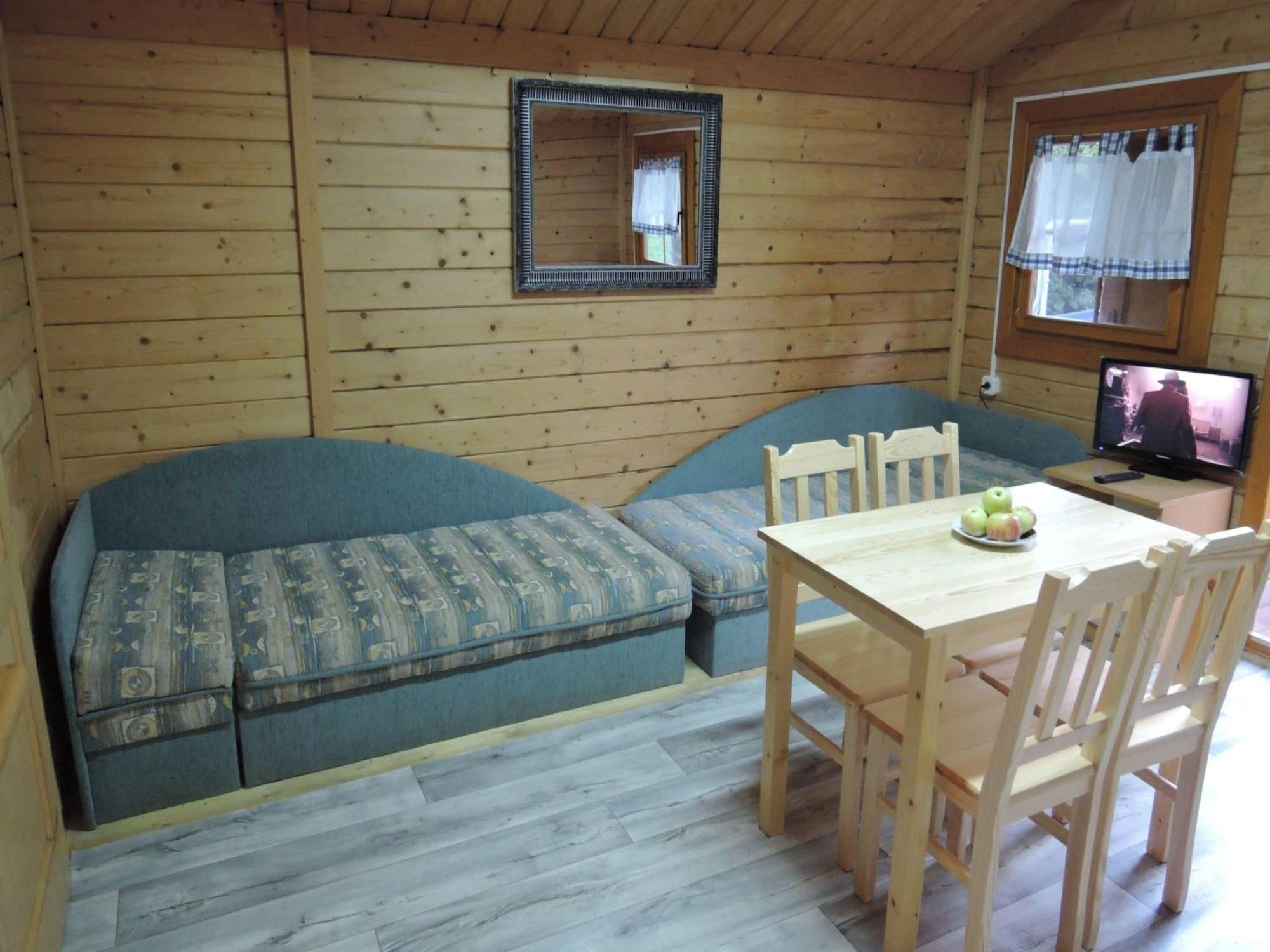 Bungalow In Lubin At 300 M From The Lake Εξωτερικό φωτογραφία