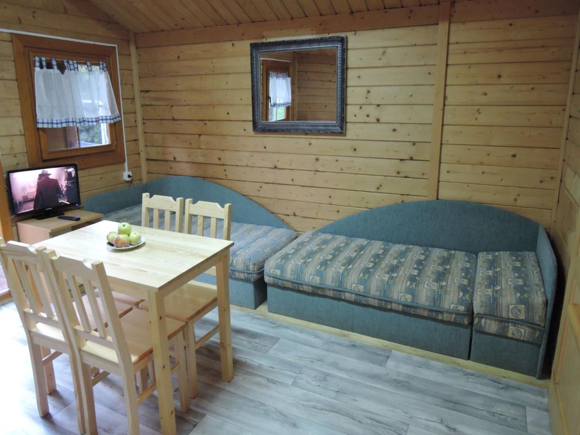 Bungalow In Lubin At 300 M From The Lake Εξωτερικό φωτογραφία